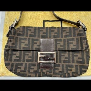 Vintage Fendi Zucca Baguette *EXCELLENT condition*